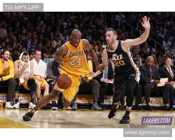 2009年科比带领湖人对阵火箭的经典对决回顾与分析 2009年科比带领湖人对阵火箭的经典对决回顾与分析