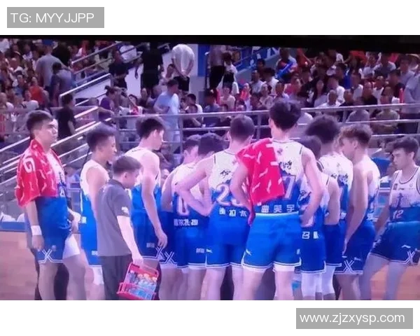 2012年CBA季后赛广东队与新疆队激战回顾与精彩瞬间分析 2012年CBA季后赛广东队与新疆队激战回顾与精彩瞬间分析